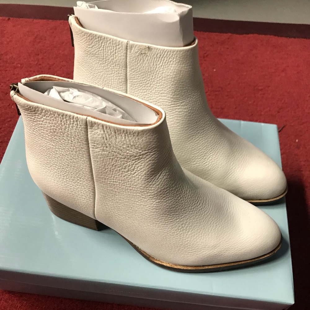 Women’s Seychelles boots